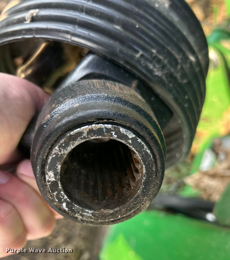 image for item YA1796 2023 John Deere HD50F hinged flex draper head