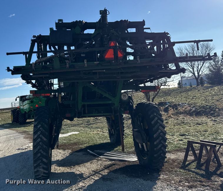 image for item YA1797 2015 John Deere R4038 sprayer