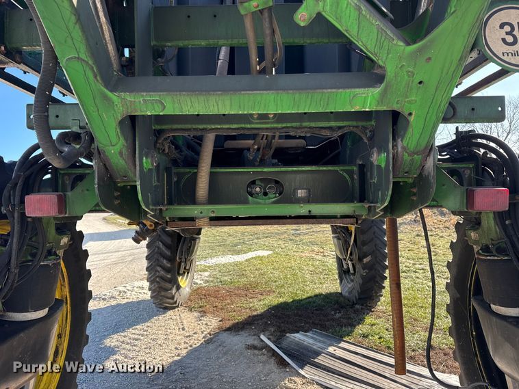 image for item YA1797 2015 John Deere R4038 sprayer