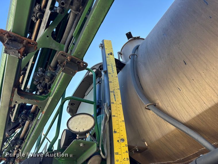 image for item YA1797 2015 John Deere R4038 sprayer