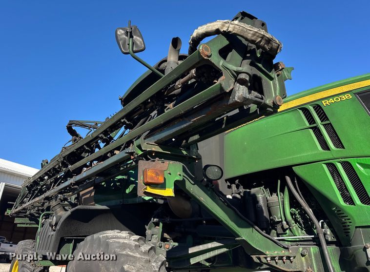 image for item YA1797 2015 John Deere R4038 sprayer