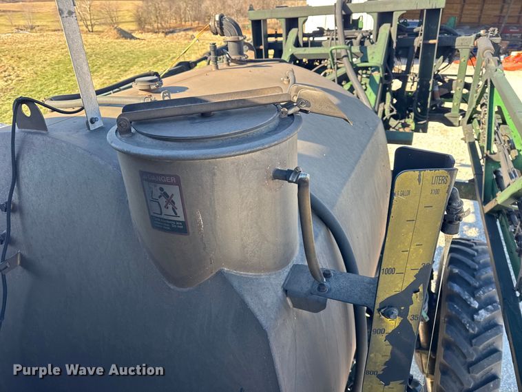 image for item YA1797 2015 John Deere R4038 sprayer