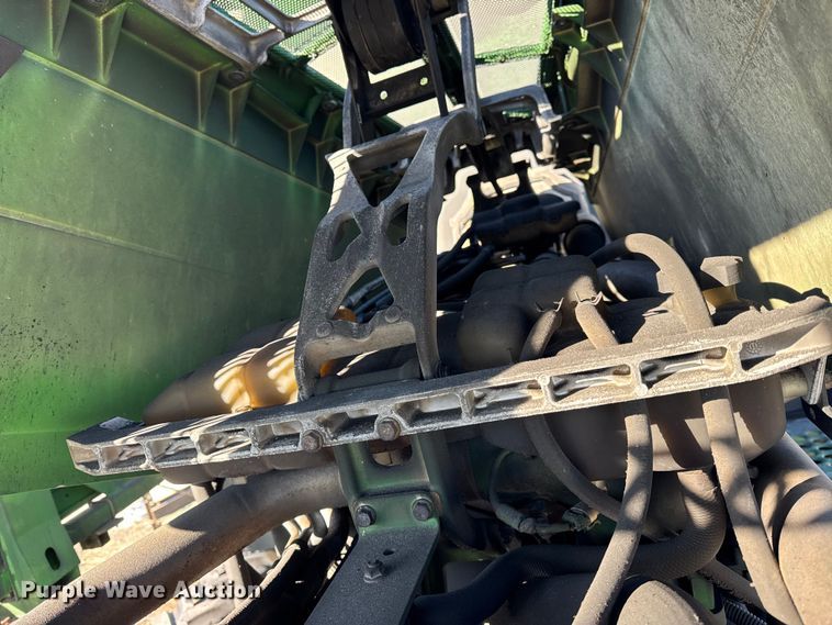 image for item YA1797 2015 John Deere R4038 sprayer