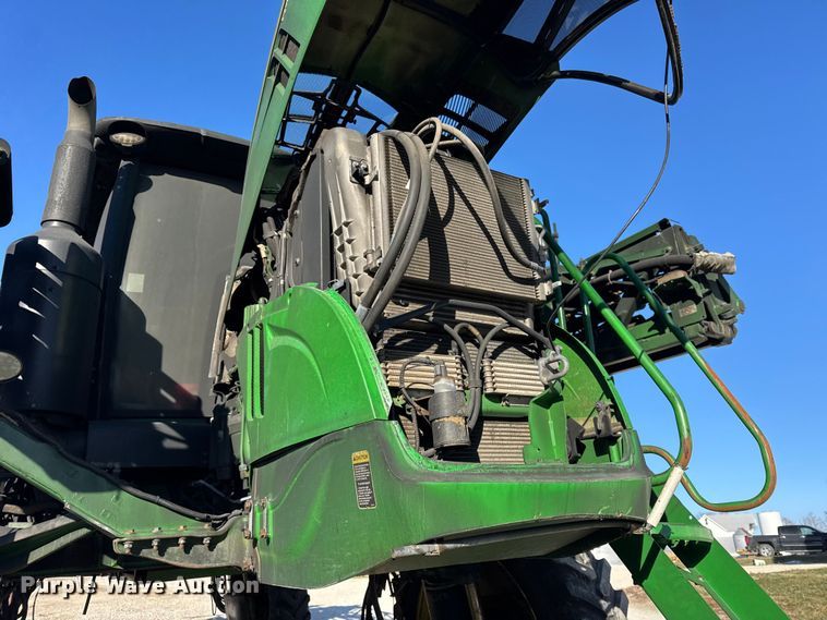 image for item YA1797 2015 John Deere R4038 sprayer
