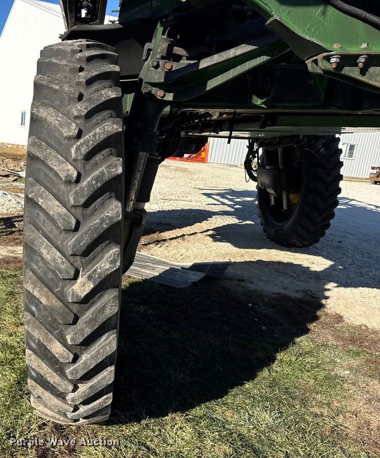 image for item YA1797 2015 John Deere R4038 sprayer