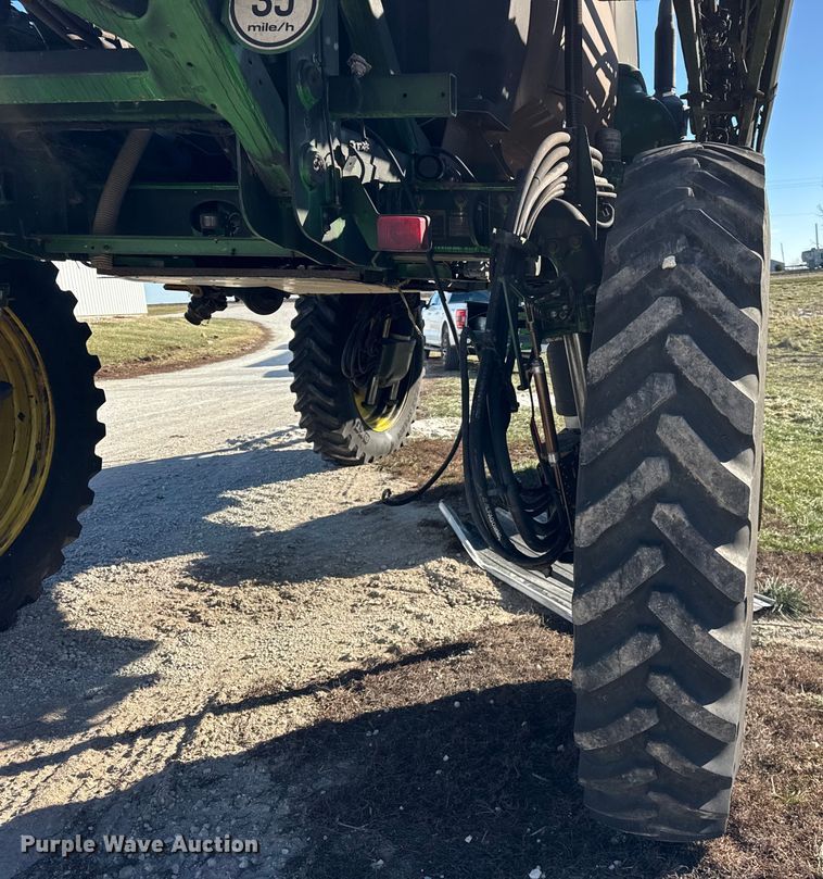 image for item YA1797 2015 John Deere R4038 sprayer