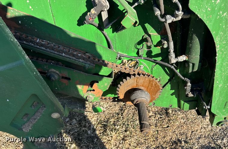 image for item YA1798 2019 John Deere S790 combine