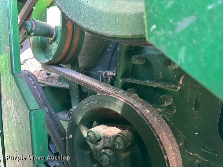 image for item YA1798 2019 John Deere S790 combine