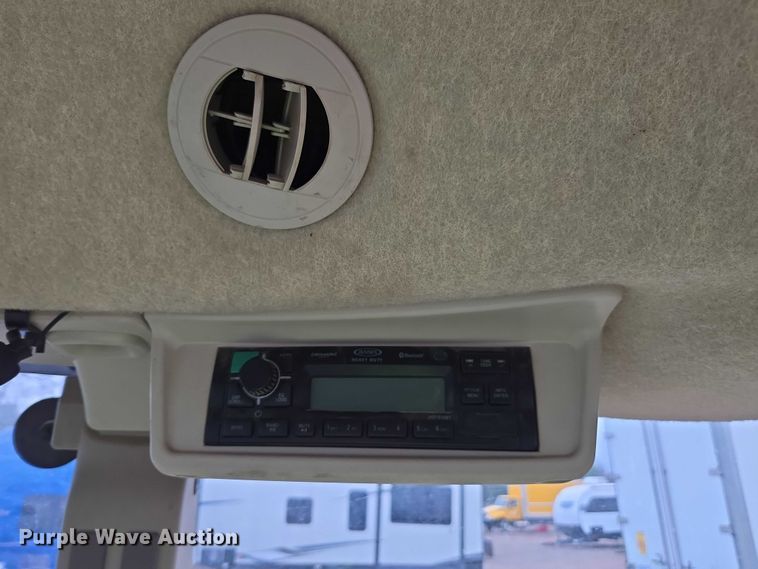 image for item YA1823 2023 John Deere 5090E MFWD tractor