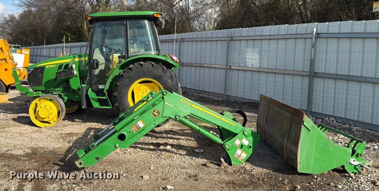 image for item YA1824 2021 John Deere 5075E MFWD tractor