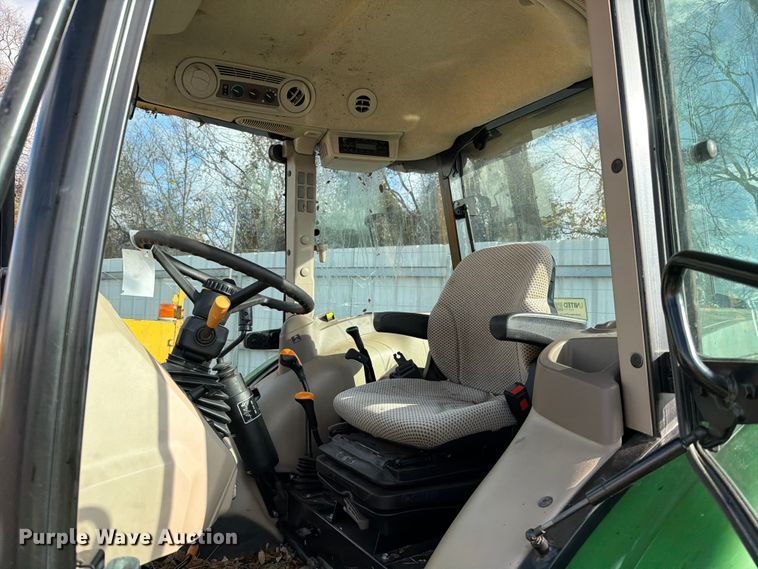 image for item YA1824 2021 John Deere 5075E MFWD tractor