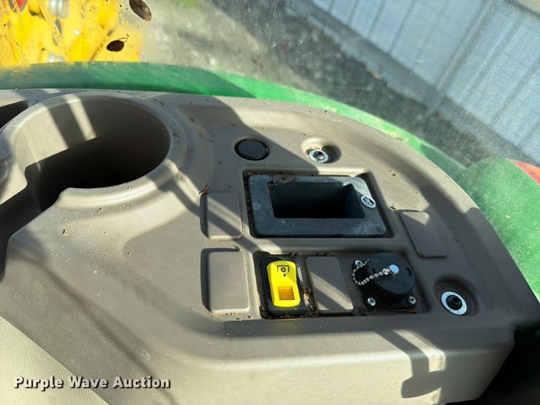 image for item YA1824 2021 John Deere 5075E MFWD tractor