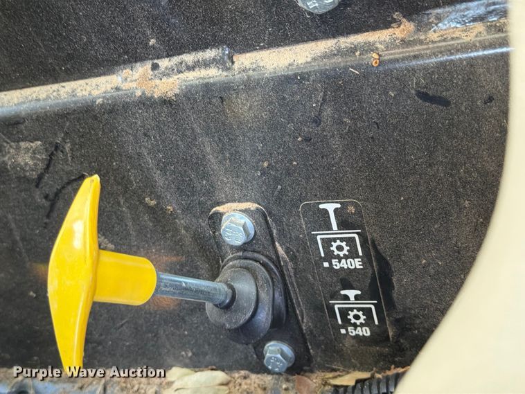 image for item YA1824 2021 John Deere 5075E MFWD tractor