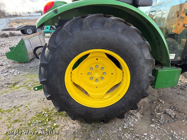 image for item YA1824 2021 John Deere 5075E MFWD tractor