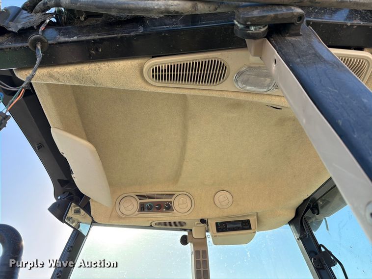 image for item YA1825 2023 John Deere 5100E MFWD tractor