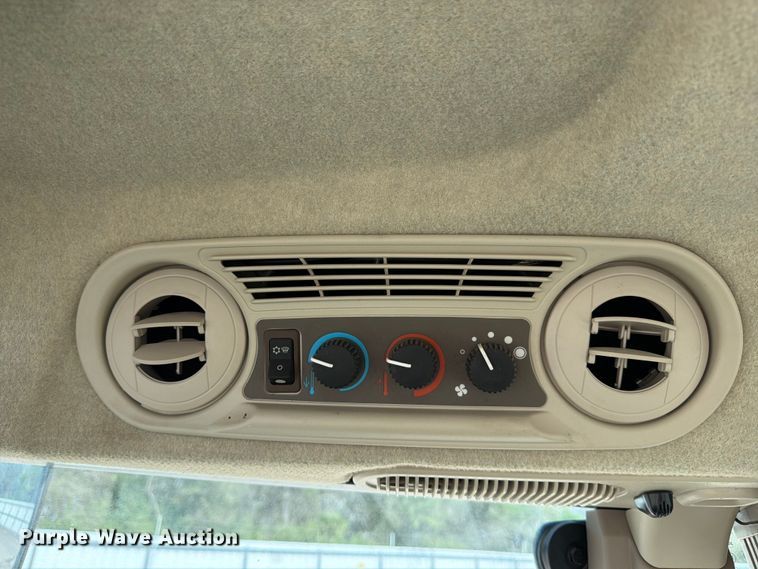 image for item YA1826 2020 John Deere 5100M MFWD tractor