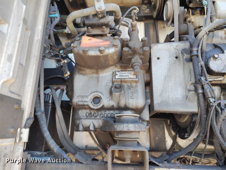 image for item DT0750 2012 Utility VS2RA refrigerated van trailer