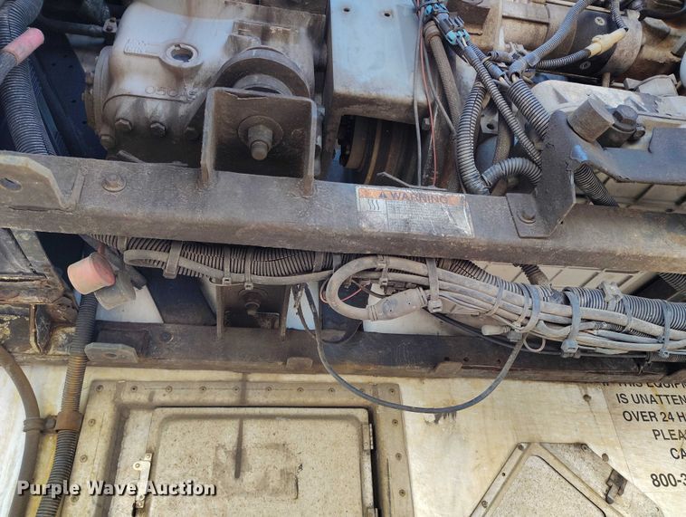 image for item DT0752 2011 Utility refrigerated van trailer