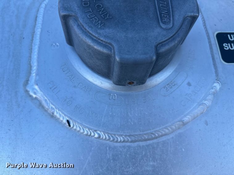 image for item DT2769 2019 Freightliner Cascadia semi truck