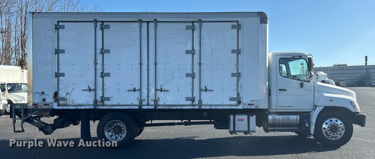 image for item DT2770 2018 Hino 268 box truck