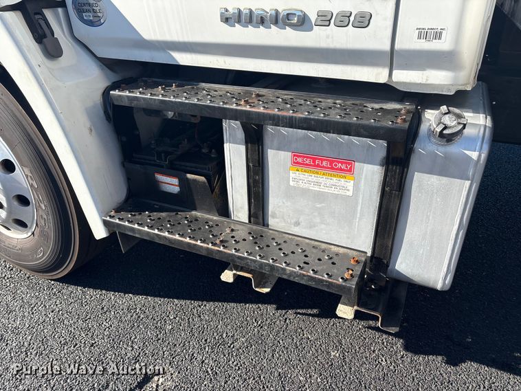 image for item DT2770 2018 Hino 268 box truck