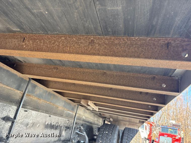 image for item DT2770 2018 Hino 268 box truck