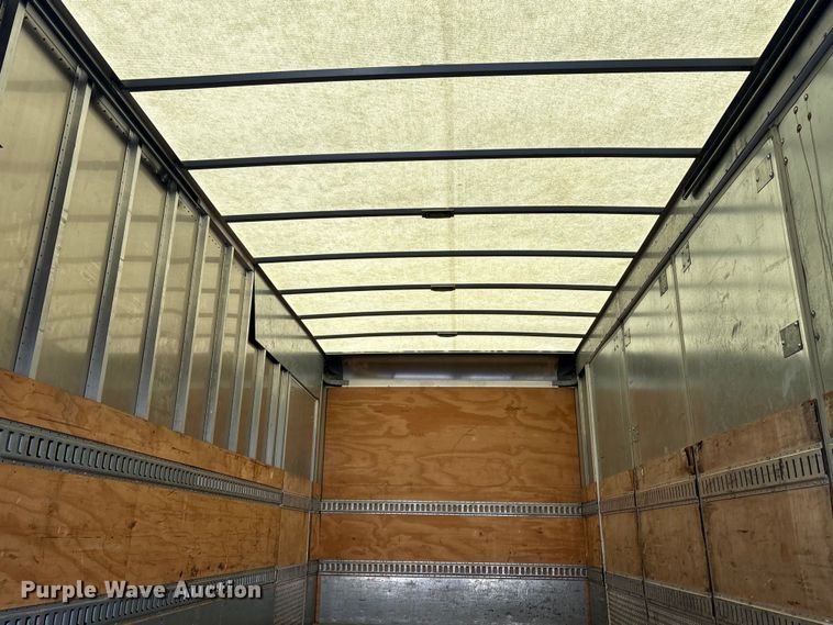 image for item DT2770 2018 Hino 268 box truck