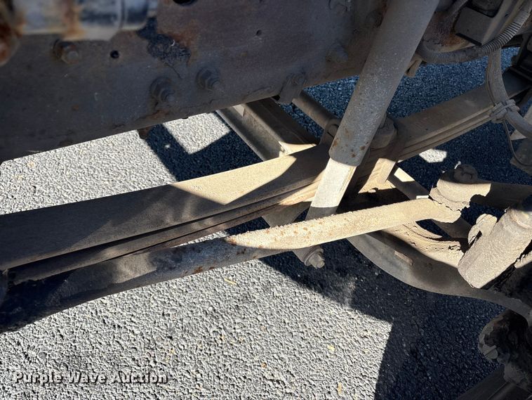 image for item DT2770 2018 Hino 268 box truck