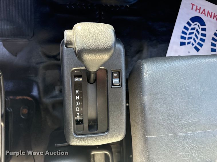 image for item DT2770 2018 Hino 268 box truck