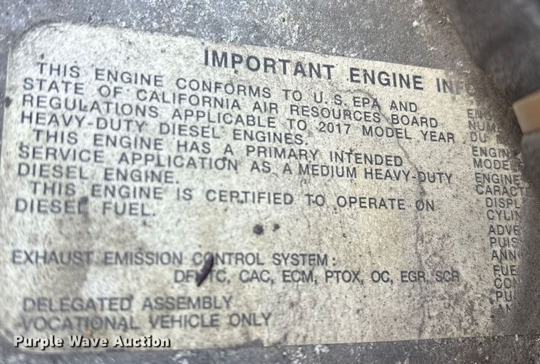 image for item DT2770 2018 Hino 268 box truck