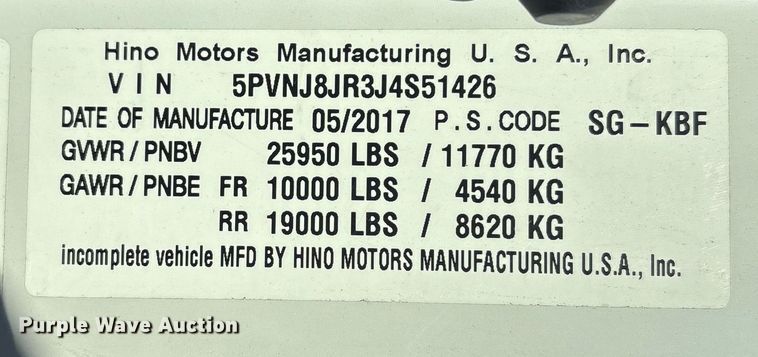 image for item DT2770 2018 Hino 268 box truck