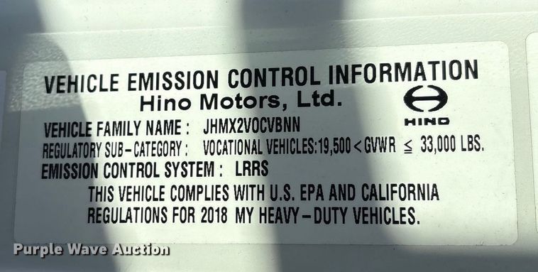 image for item DT2770 2018 Hino 268 box truck