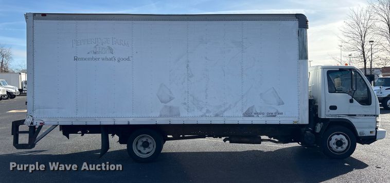 image for item DT2771 2006 Isuzu NQR box truck