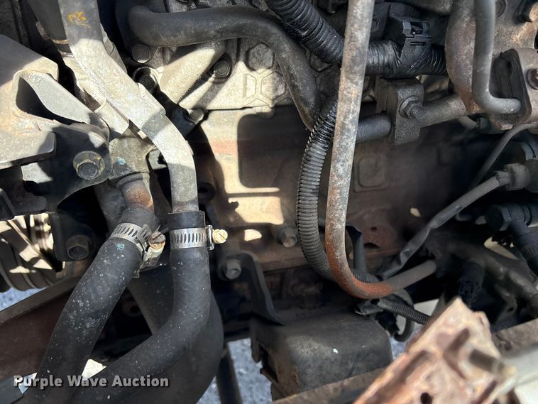 image for item DT2771 2006 Isuzu NQR box truck