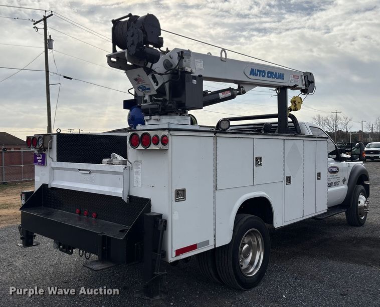 image for item DT2772 2012 Ford F550 utility / service truck