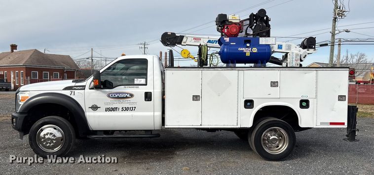 image for item DT2772 2012 Ford F550 utility / service truck