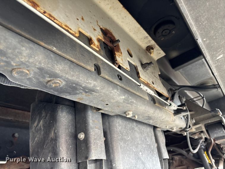 image for item DT2772 2012 Ford F550 utility / service truck