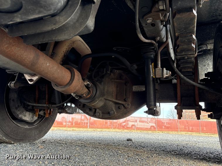 image for item DT2772 2012 Ford F550 utility / service truck