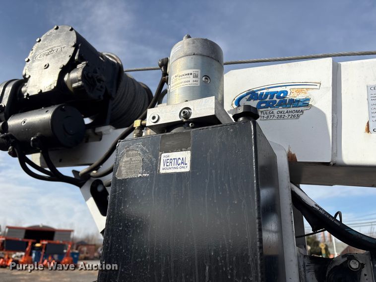 image for item DT2772 2012 Ford F550 utility / service truck