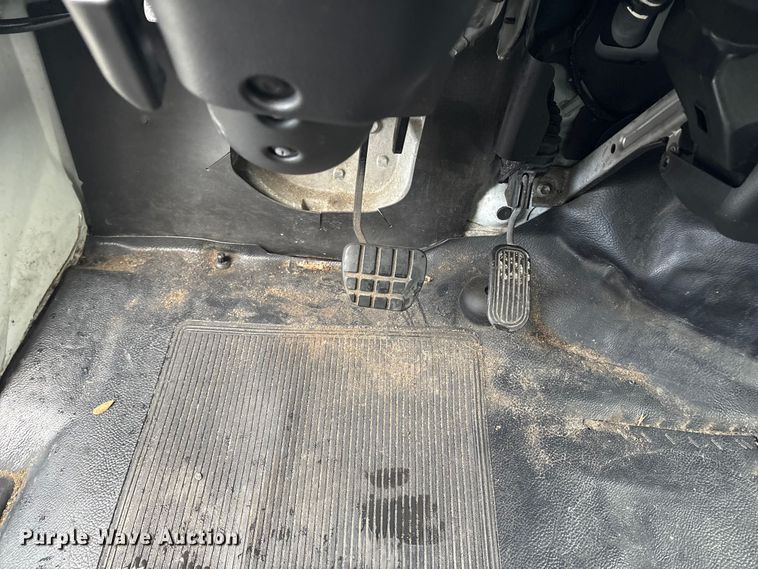 image for item DT2773 2017 Hino 268 refrigerated truck