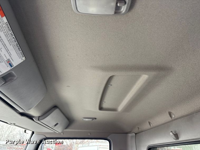 image for item DT2773 2017 Hino 268 refrigerated truck