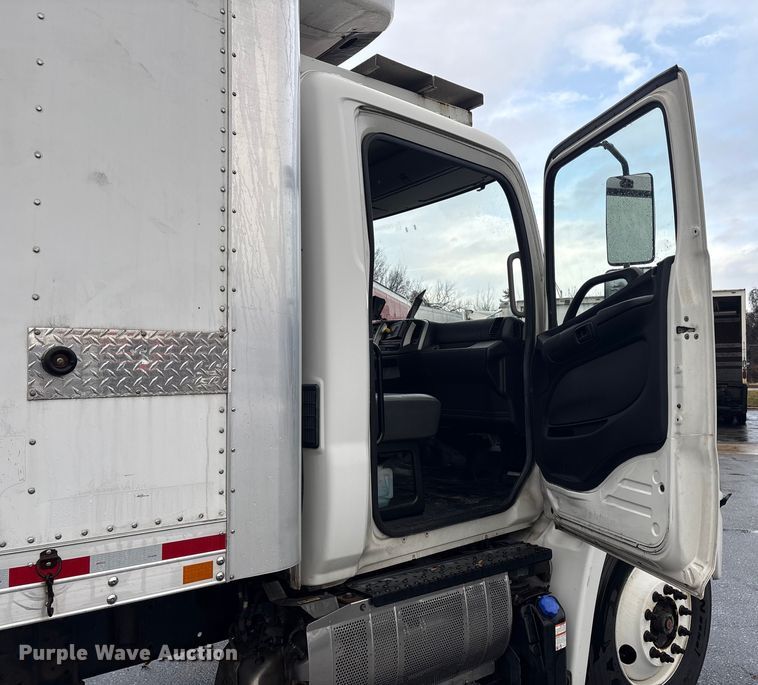 image for item DT2773 2017 Hino 268 refrigerated truck