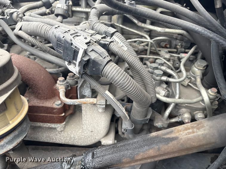 image for item DT2773 2017 Hino 268 refrigerated truck