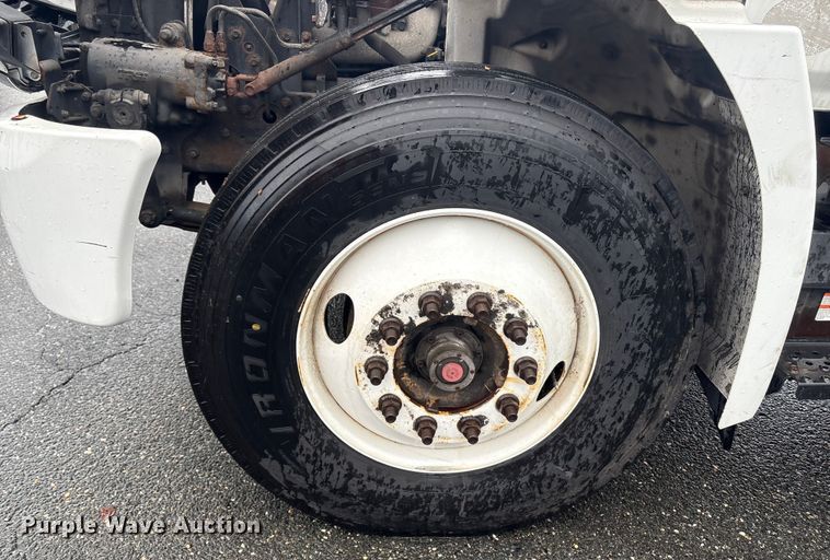 image for item DT2773 2017 Hino 268 refrigerated truck