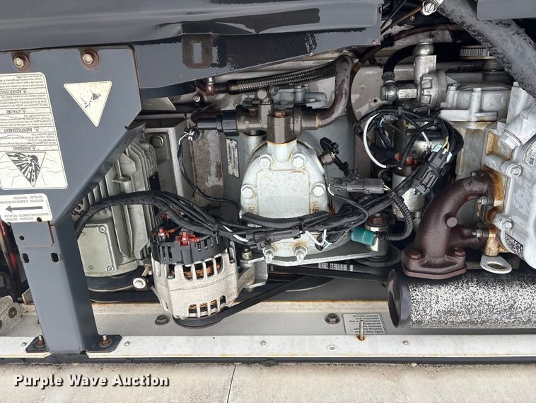 image for item DT2773 2017 Hino 268 refrigerated truck