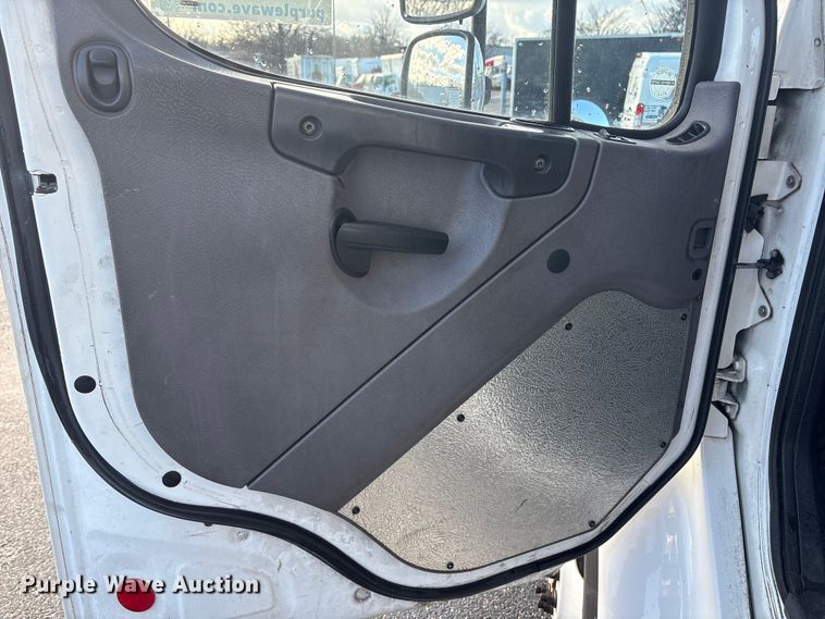 image for item DT2775 2017 Freightliner Business Class M2 refrigerated truck