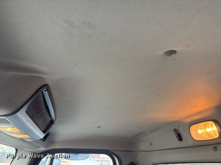 image for item DT2775 2017 Freightliner Business Class M2 refrigerated truck