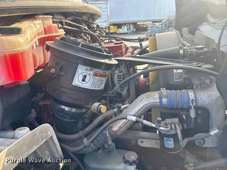 image for item DT2775 2017 Freightliner Business Class M2 refrigerated truck