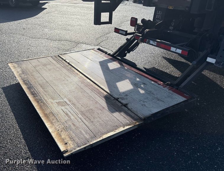 image for item DT2775 2017 Freightliner Business Class M2 refrigerated truck