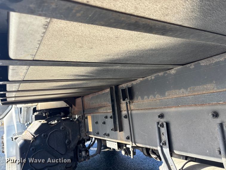 image for item DT2775 2017 Freightliner Business Class M2 refrigerated truck